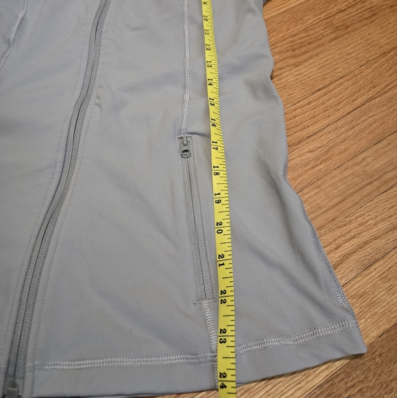 Avengers Campus Gray Jacket - Picture 5 of 6